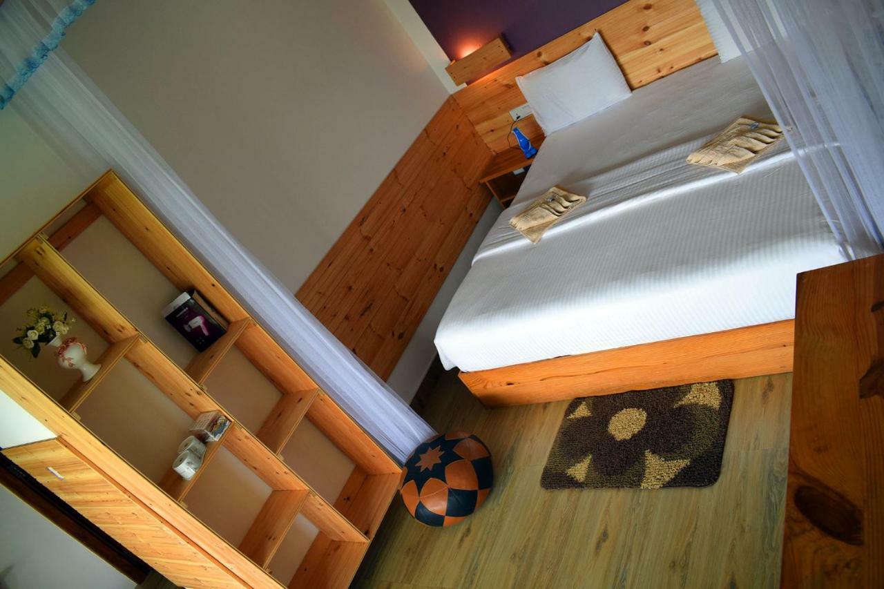 The Chillout Ella Bed and Breakfast Eksteriør billede